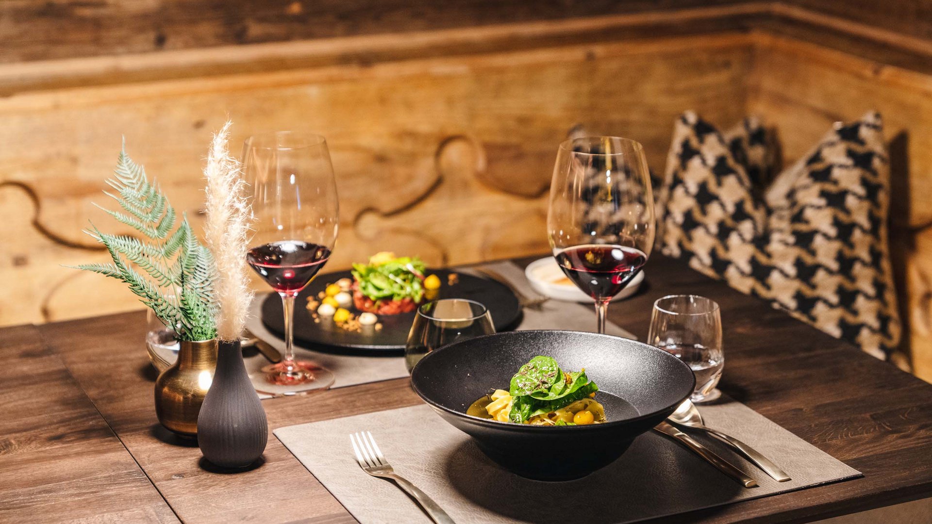 Arpuria: Exzellenz durch kontinuierliche Weiterbildung Arpuria: Exzellenz durch kontinuierliche Weiterbildung