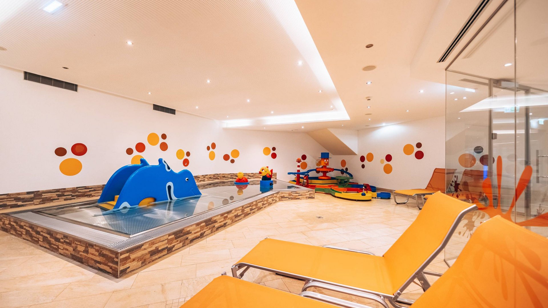 Familienhotel am Achensee: Erfolgreiche Website & Auslastungssteigerung mit Brandnamic Familienhotel am Achensee: Erfolgreiche Website & Auslastungssteigerung mit Brandnamic