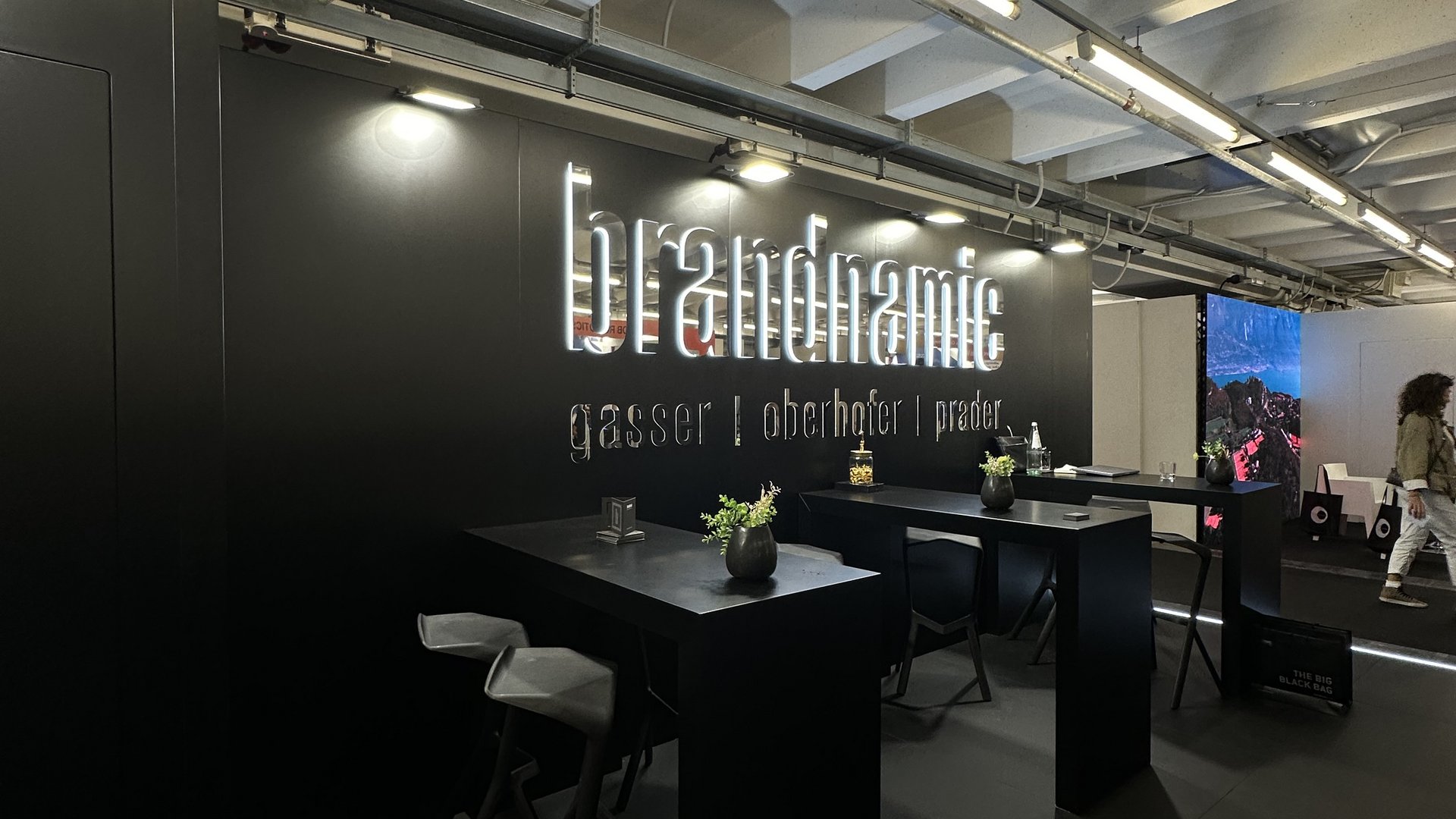 Brandnamic zeigt Präsenz Brandnamic zeigt Präsenz