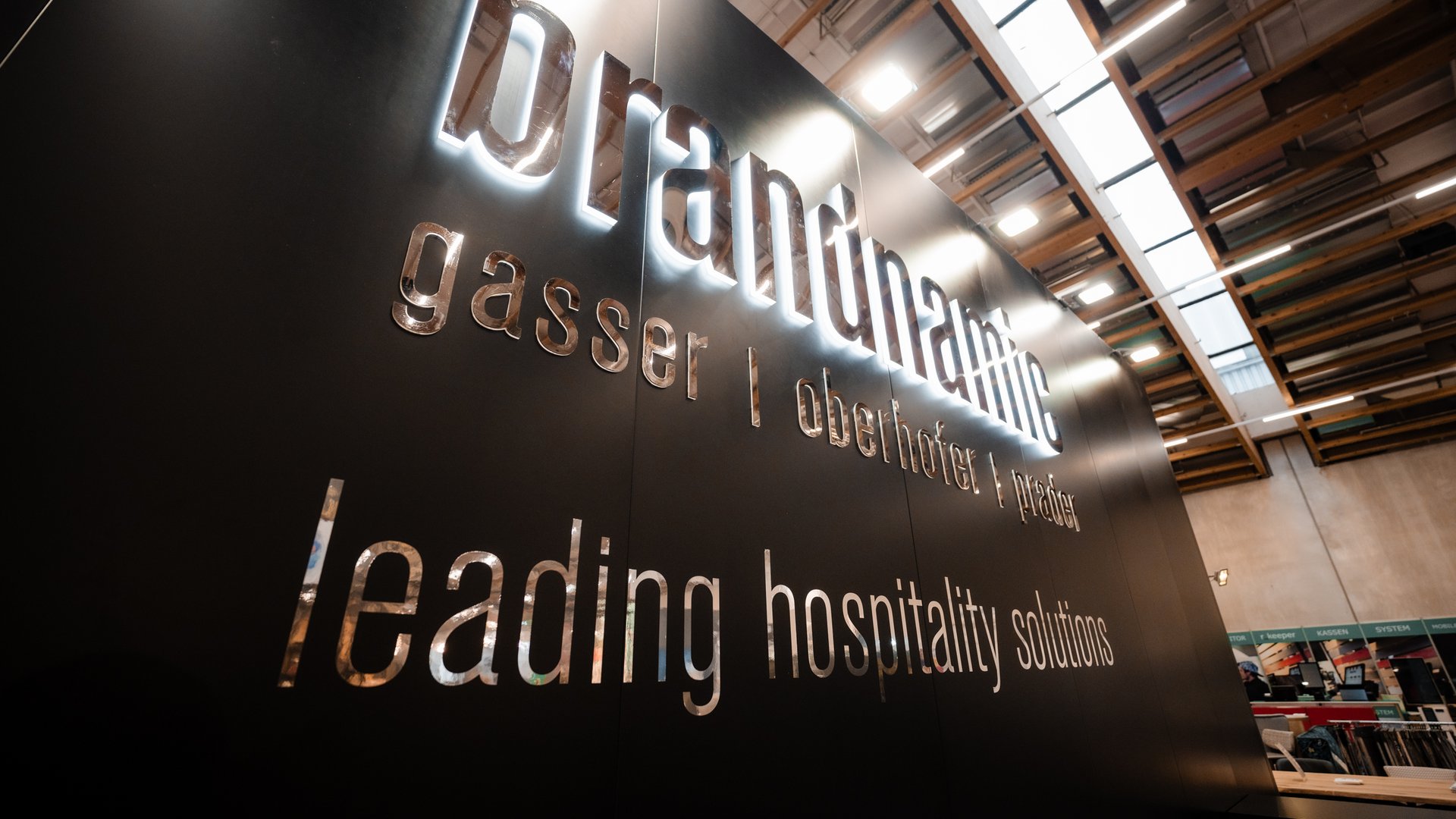 Brandnamic zeigt Präsenz Brandnamic zeigt Präsenz